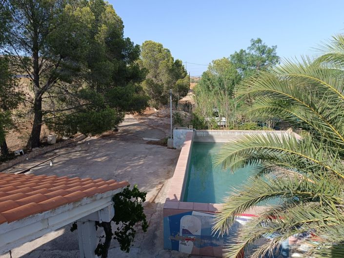 Image No.5-Maison de campagne de 3 chambres à vendre à Yecla