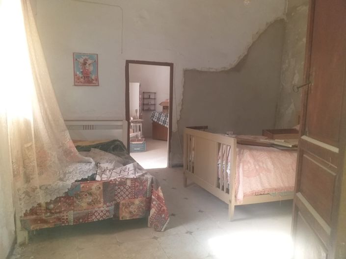 Image No.12-4 Bed House for sale