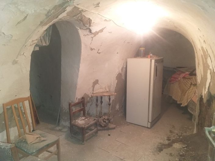 Image No.3-4 Bed House for sale