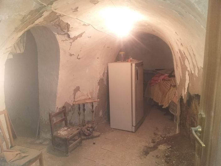 Image No.5-4 Bed House for sale