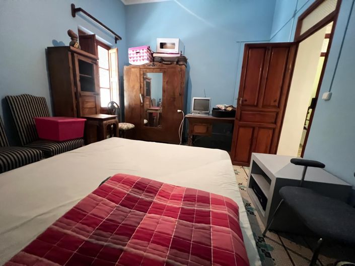 Image No.43-5 Bed Townhouse for sale