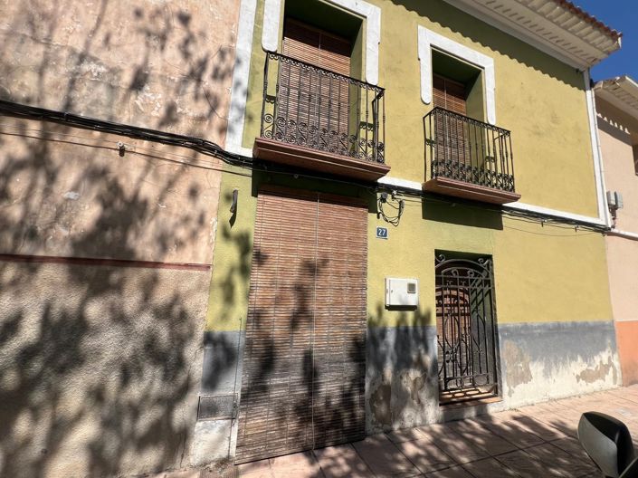 Image No.49-5 Bed Townhouse for sale