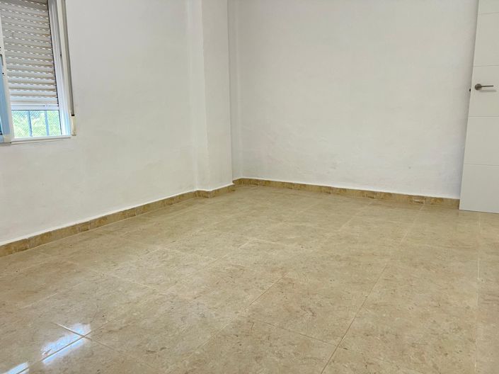 Image No.7-4 Bed Villa for sale