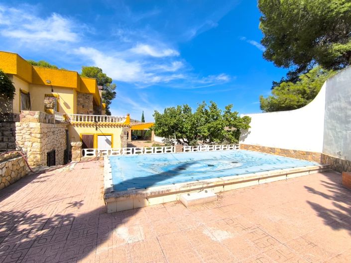 Image No.3-7 Bed Villa for sale