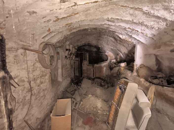 Image No.17-7 Bed Country House for sale