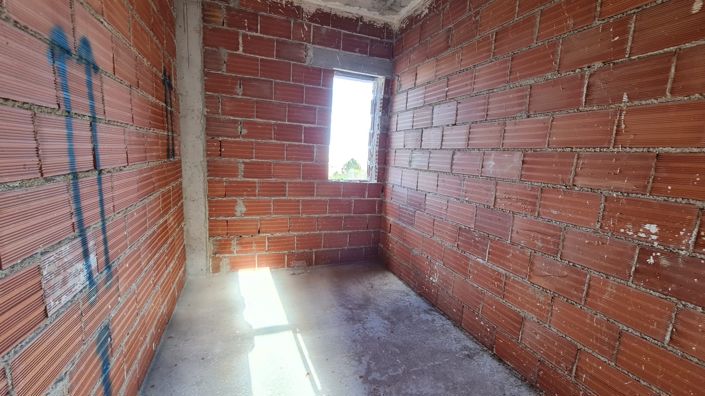 Image No.18-4 Bed Villa for sale