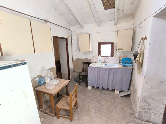 Image No.12-6 Bed Country House for sale