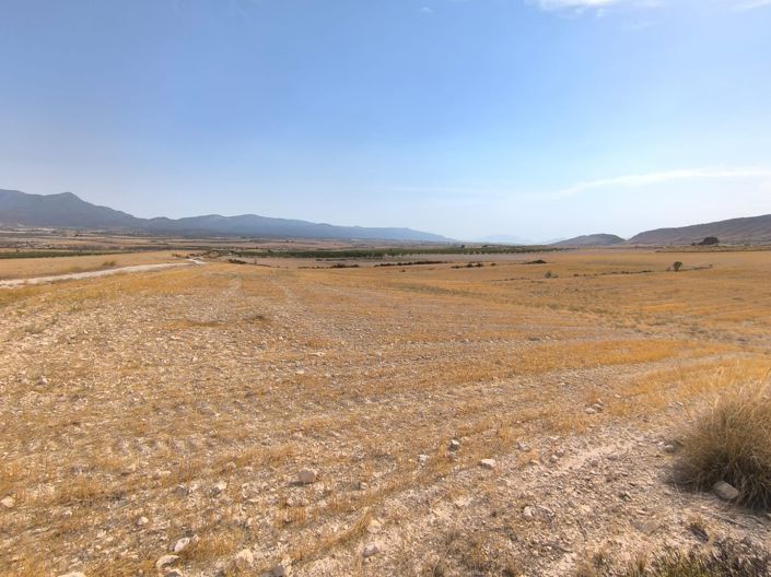 Image No.21-6 Bed Country House for sale