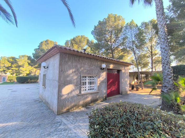 Image No.28-5 Bed Villa for sale