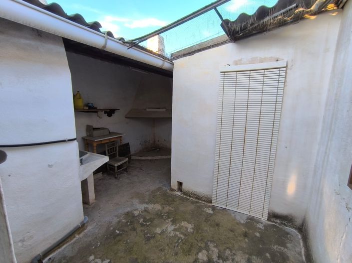 Image No.28-3 Bed Villa for sale