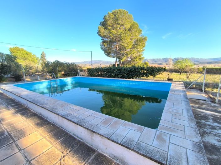 Image No.3-3 Bed Villa for sale