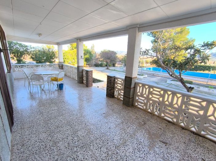 Image No.8-3 Bed Villa for sale