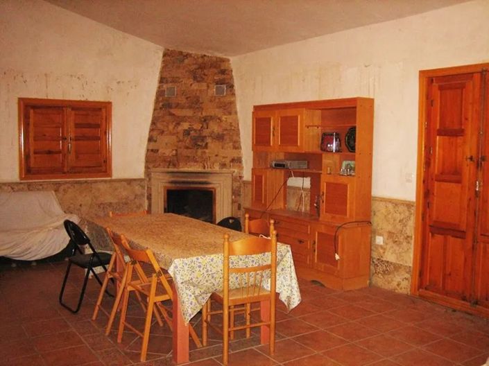 Image No.6-7 Bed Country House for sale