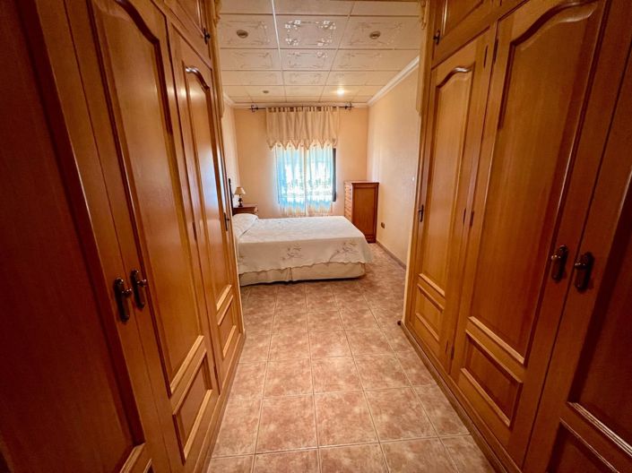 Image No.32-3 Bed Townhouse for sale