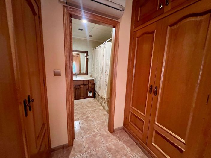 Image No.33-3 Bed Townhouse for sale