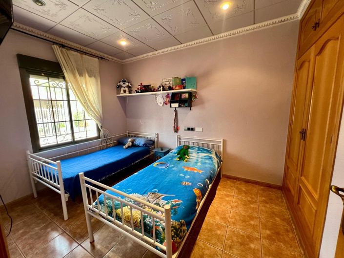 Image No.9-3 Bed Townhouse for sale