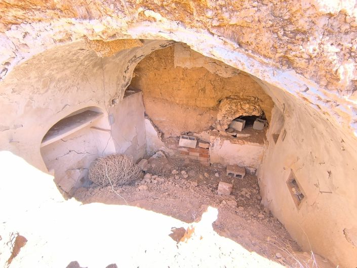 Image No.10-3 Bed Property for sale