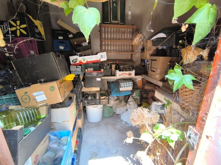 Image No.17-5 Bed Country House for sale