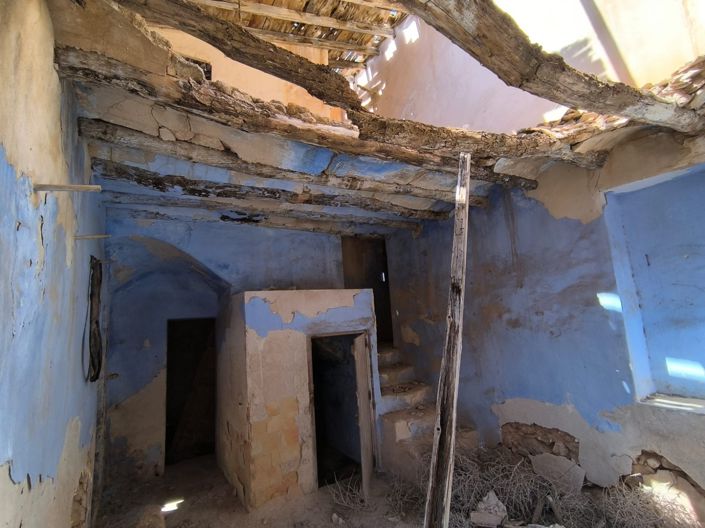 Image No.20-2 Bed Country House for sale