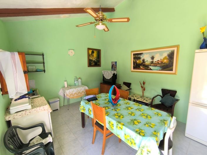 Image No.5-2 Bed Country House for sale