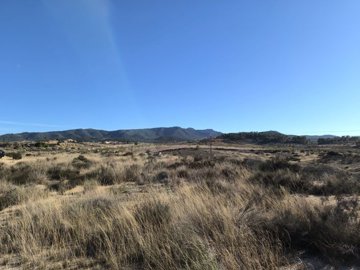 o1jc1tk7p41ci27n213a4ineacm1n