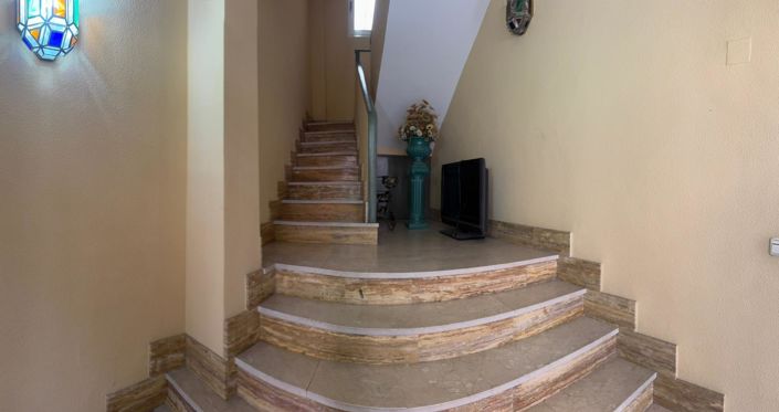 Image No.2-3 Bed Townhouse for sale