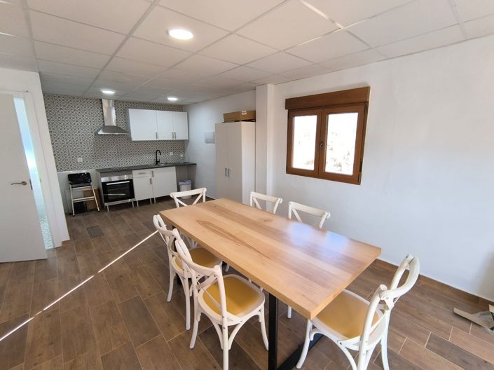 Image No.4-Maison de campagne de 1 chambre à vendre à Yecla