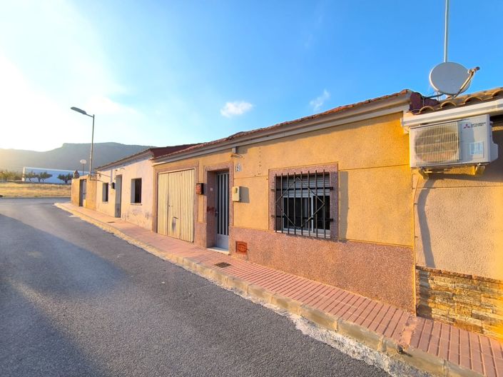 Image No.1-2 Bed Townhouse for sale