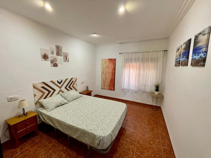 Image No.4-2 Bed Townhouse for sale