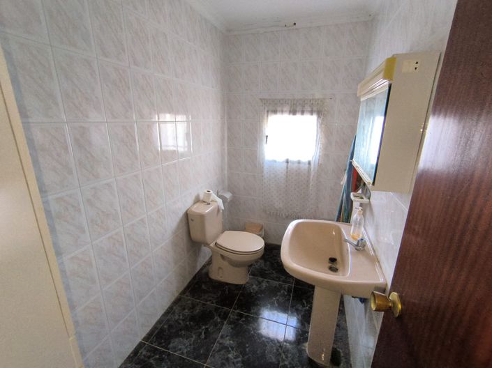 Image No.14-Maison de campagne de 5 chambres à vendre à Yecla