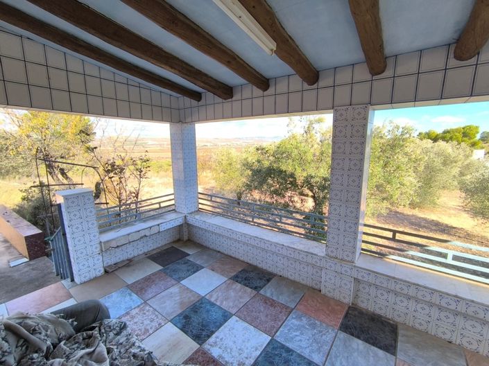 Image No.5-Maison de campagne de 5 chambres à vendre à Yecla