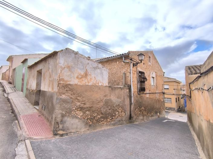 Image No.2-Maison de ville de 5 chambres à vendre à Pinoso