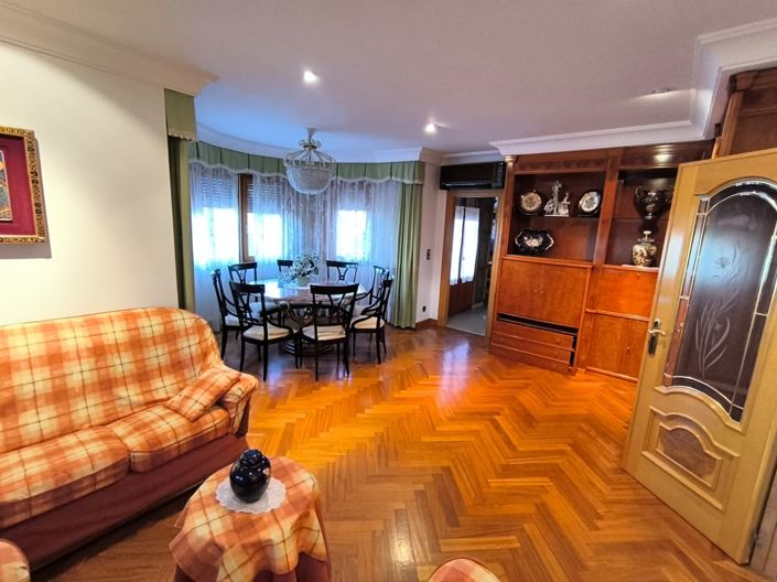 Image No.13-6 Bed Villa for sale