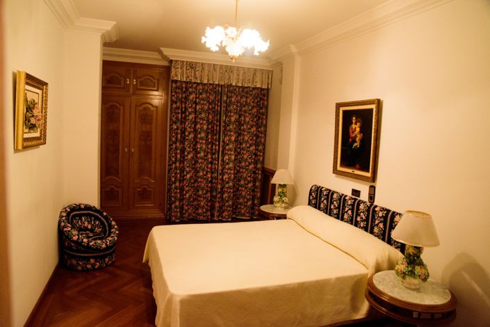 Image No.20-6 Bed Villa for sale