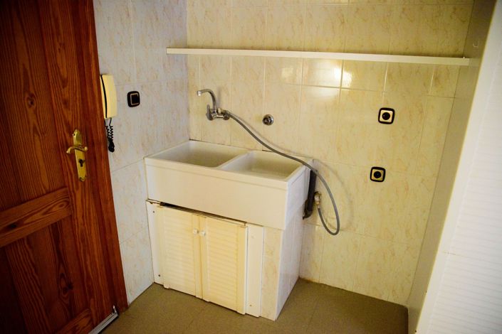 Image No.28-6 Bed Villa for sale