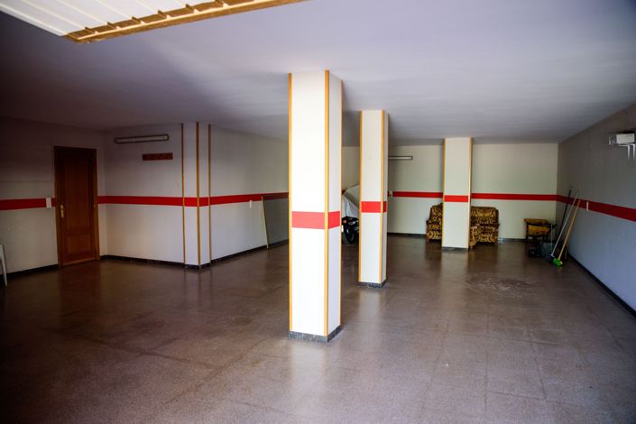 Image No.30-6 Bed Villa for sale