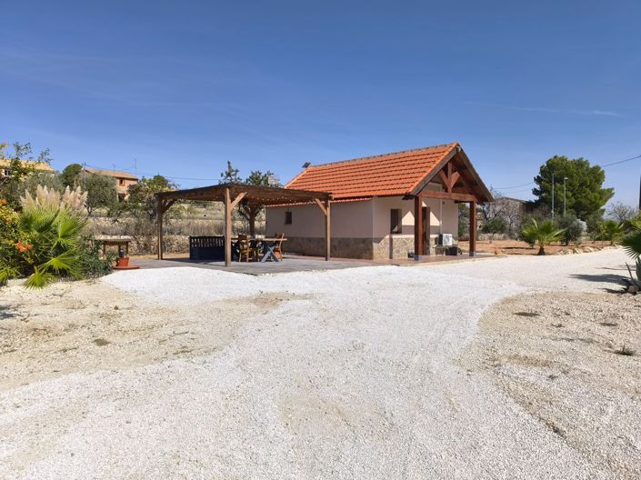 Image No.1-2 Bed Country House for sale