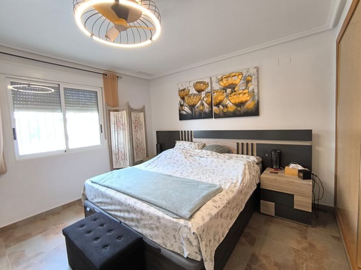 Image No.15-5 Bed Villa for sale