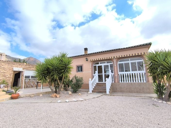 Image No.21-5 Bed Villa for sale