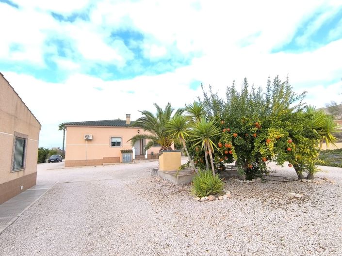 Image No.27-5 Bed Villa for sale