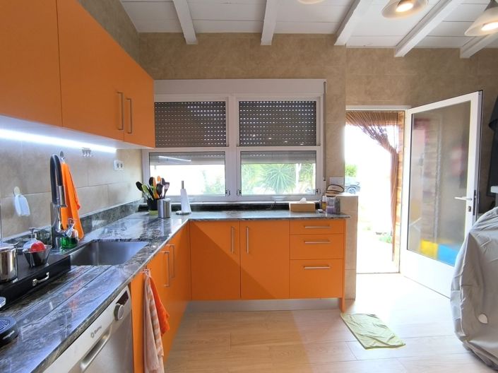 Image No.38-5 Bed Villa for sale