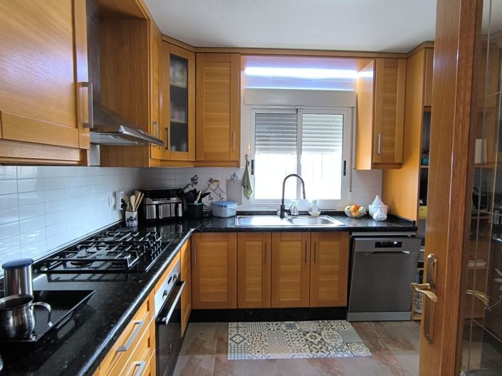 Image No.9-5 Bed Villa for sale