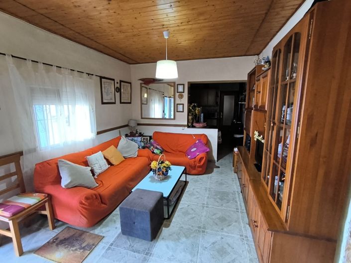 Image No.12-3 Bed Country House for sale