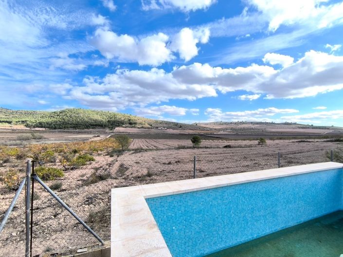 Image No.4-3 Bed Country House for sale