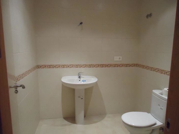 Image No.10-3 Bed Villa for sale