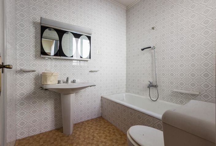 Image No.12-3 Bed Townhouse for sale