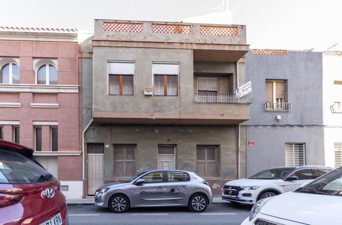 Image No.2-3 Bed Townhouse for sale