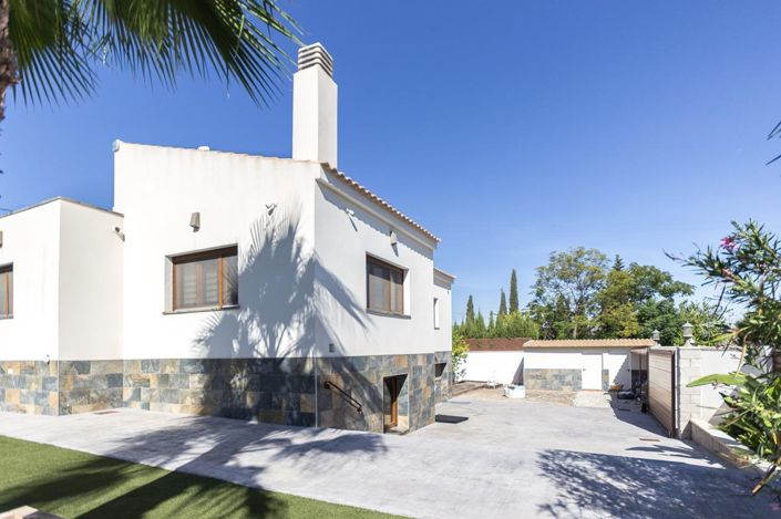 Image No.3-5 Bed Villa for sale