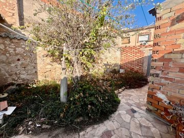 o1j85u9t1fdvvigq56rev0bp53i