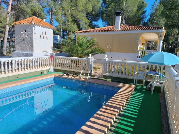 Image No.3-Villa de 4 chambres à vendre à Yecla